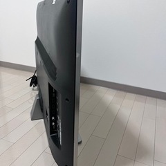 美品2018年製HISENSE ( ハイセンス43インチの画像
