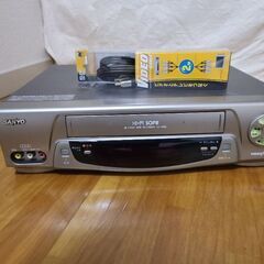 ビデオレコーダー（テレビ接続用コード付）