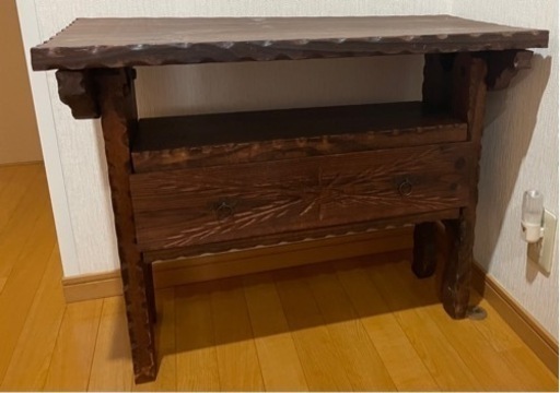 【取引成立】飾り机  （幅80cm 奥行40cm 高さ 80cm）※固定具1つ欠品