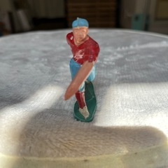 アンティークの飾り物(野球選手の人形)の画像