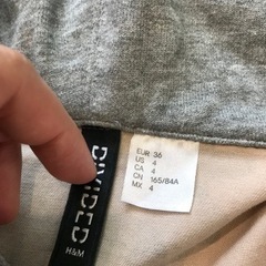 H&M/迷彩パーカーの画像
