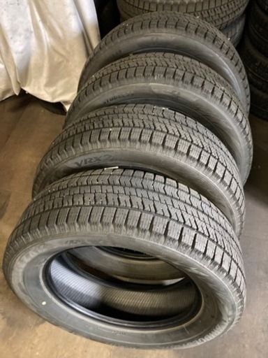 値下げ！スタッドレスタイヤ　225/60R17 ブリヂストン　ブリザックVRX-2