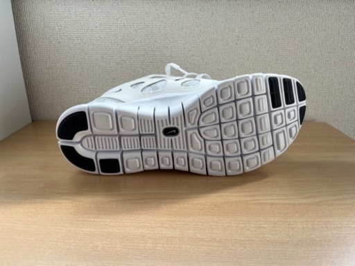 NIKE　FREE RUN 2 ユニセックス27.5cm