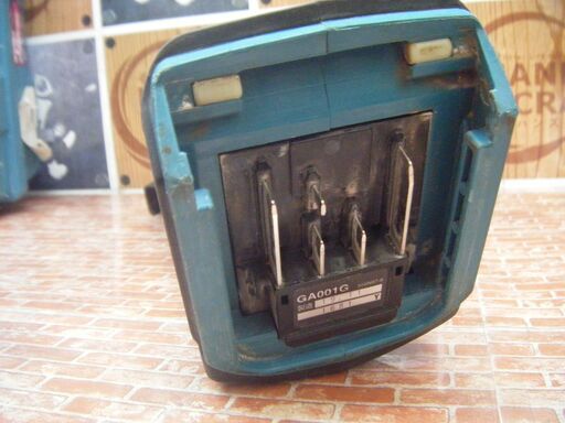 makita マキタ GA001G 4.0V 2.5Ah バッテリー×2 充電器 グラインダ 中古品 フルセット【ハンズクラフト宜野湾店】
