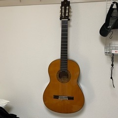 クラシックギター　YAMAHA C-180 