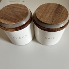 ニトリ　磁器キャニスター　350ml  SALT SUGARの画像