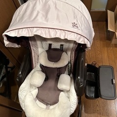 コンビ ネムリラ AUTO SWING 電動ラックの画像