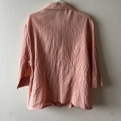 七分袖　ブラウスの画像