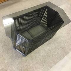長期展示品　籐(ラタン)のガラステーブルの画像