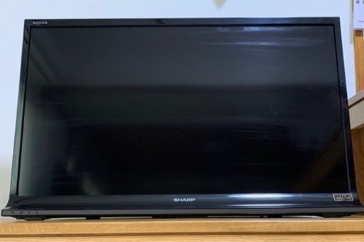 32型テレビ　シャープ　アクオス
