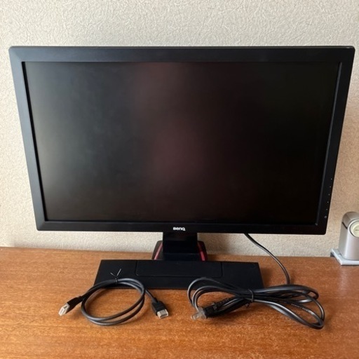 PCモニター　ディスプレイ24インチ