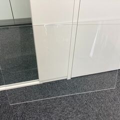 アクリル板（オフィスコロナ対策で使用）