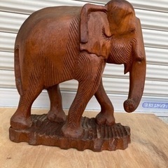象　ゾウ　ぞう　木彫り　置物の画像