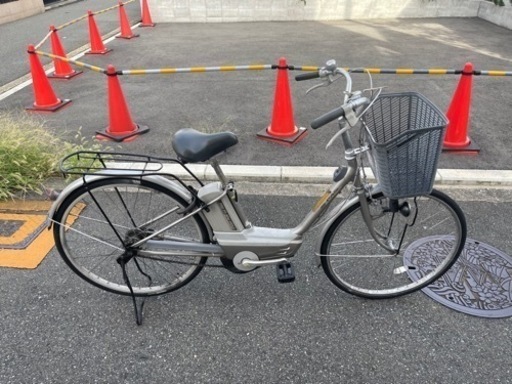 電動自転車（古い型だと思われます）