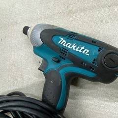 🌲【電動工具】makita インパクトドライバ 6955 コード式 電動工具 100V 2-1【地域最大の品揃え･電動工具高価買取アールワン田川】の画像