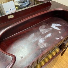 昔のドレッサーの画像