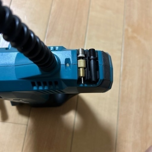 美品⭐️マキタ純正 空気入れ ⭐️
