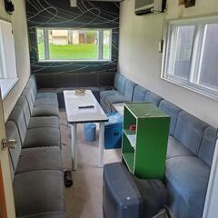 ソファーと机のセット