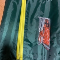 タープ　300✖️300 ペグとロープありの画像