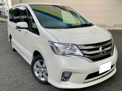 美車　C26 セレナ　ハイウェイスター