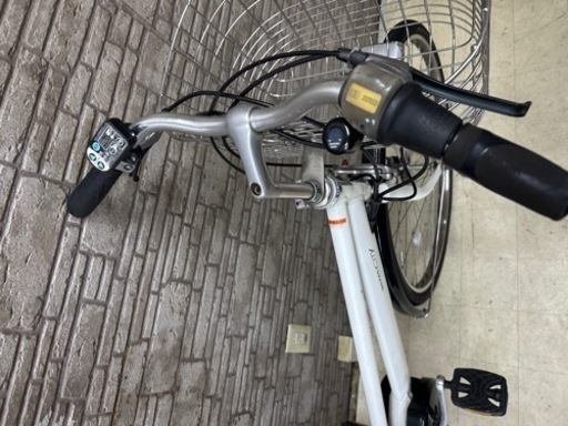 東京23区配達無料　新基準 ヤマハ　パスシティ　8.9Ah リチウム 電動自転車 中古　BS 205