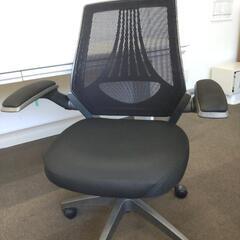オフィスチェアーの画像