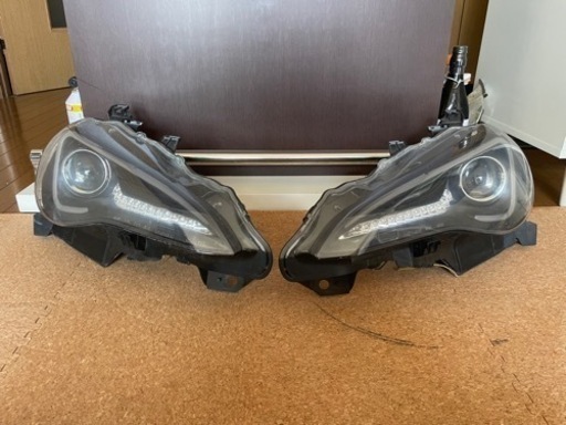 zn6ヘッドライト　クリスタルアイ製