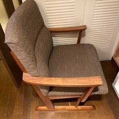 定価10万　KAYA2  キツツキ　大塚家具　1Pソファ　飛騨 の画像