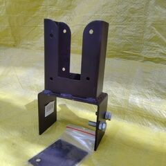 未使用・厚さ10cmブロック用の柱受固定金具(2×4用) 6個