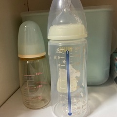 哺乳瓶の画像
