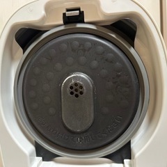 【9月29日夕方以降引取限定】タイガー 炊飯器 5.5合炊き JPE-10BK 20年製の画像