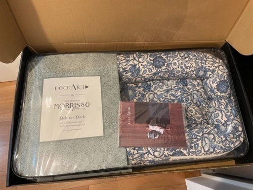 ドッカトット　ウィリアムモリス