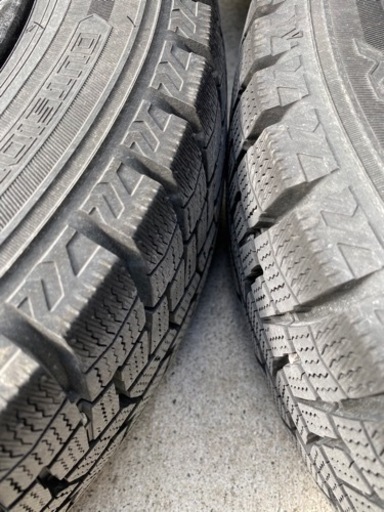 値段交渉可能 165/65R15 ホイール付きスタッドレスタイヤ タフト