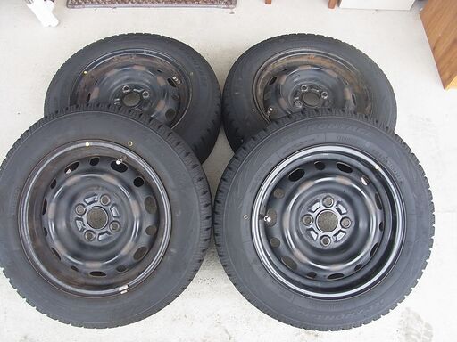 スタッドレスタイヤ　2022年製  ice FRONTAGE  175/65R14　4本