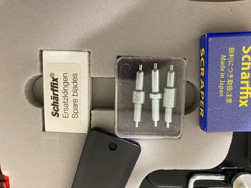 Scharffix　シャーフィックス　手動革漉き機　ブラック