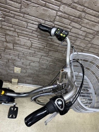 東京23区配達無料　（訳ありお得価格）新基準　ブリヂストン　アシスタ　8.7Ah リチウム 電動自転車 中古 1710