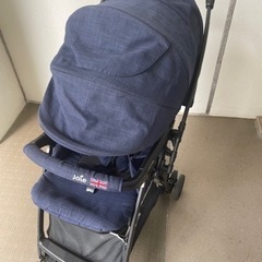 A型B型兼用ベビーカーの画像