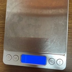 キャットフード入れの画像