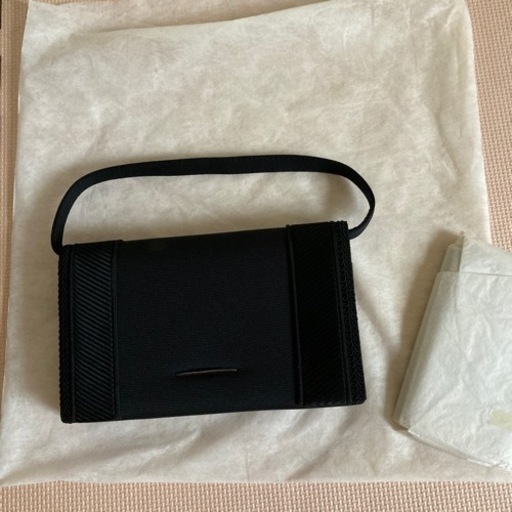 新品　冠婚葬祭のハンドバッグ