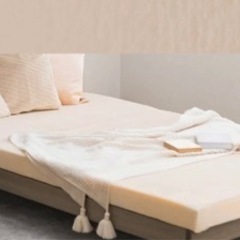 【最終値引き！美品】アイリスオーヤマ　折りたたみマットレス　厚さ...