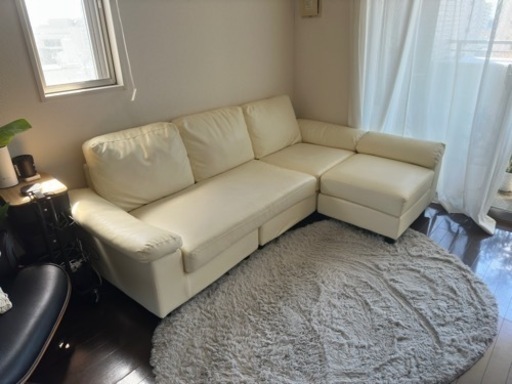 モダンデコ3人掛けソファー（白:クリーム色）