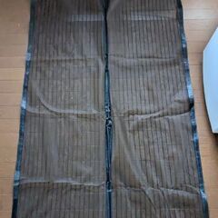 カーテンスクリーン