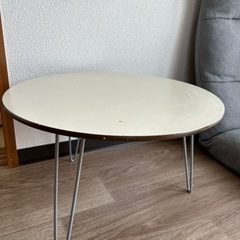 コーヒーテーブル　差し上げます