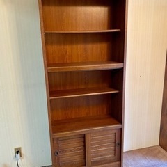 本棚を無料で差し上げます