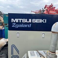 スクリューコンプレッサー