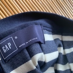 未着用　GAP スカートの画像