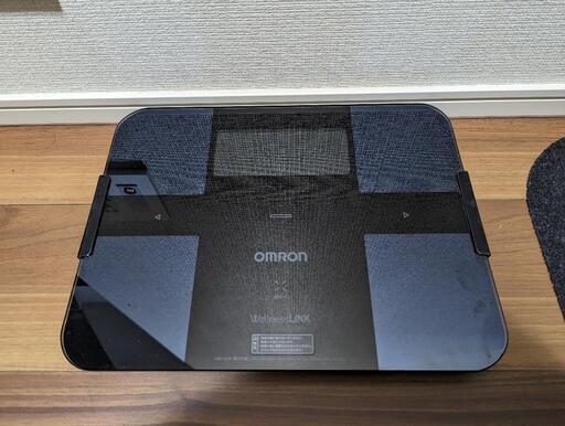 omron 体重計 HBF-252F