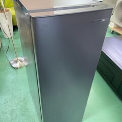 ★未使用★ 高年式 冷凍庫 80L 2023年 IUSN-8B-...