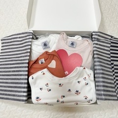 PETIT BATEAU  プチバトー 半袖ボディロンパース ス...