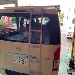 ハイエース200系　ルーフキャリア　とラダーセットの画像